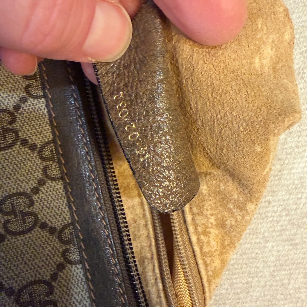 Gucci Monogram Brown and Cream Shoulder Bag Vintage 1983 - Picture 7 of 15